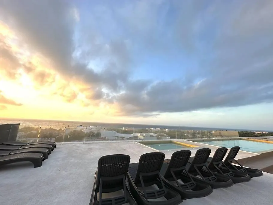 Comfortable Condo W/ City Views Rooftop Pool & Gym - 319 Musa Playa del Carmen Appartamento