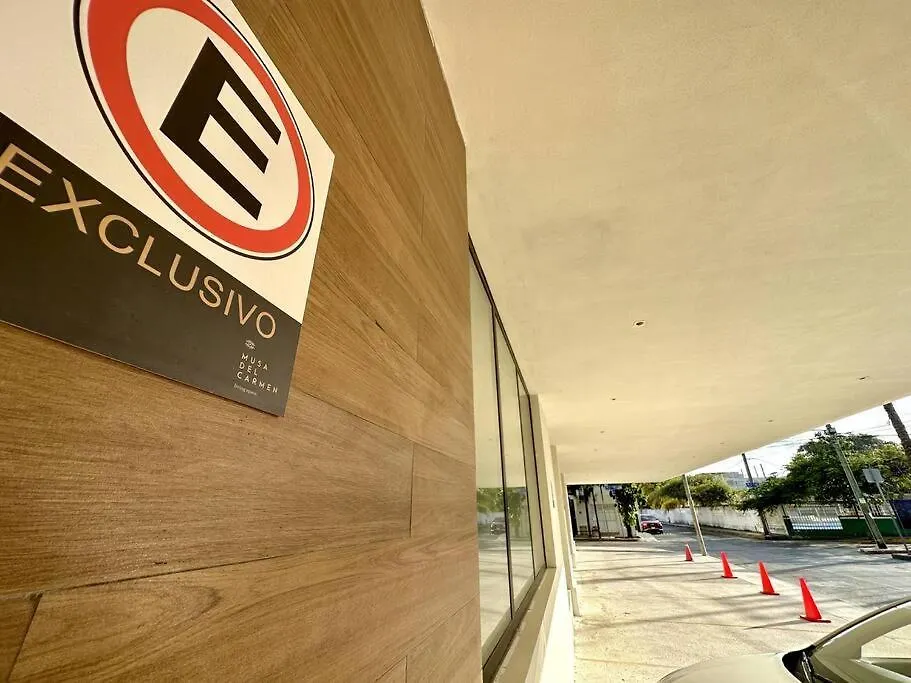 Comfortable Condo W/ City Views Rooftop Pool & Gym - 319 Musa Playa del Carmen 0*,  Mexiko